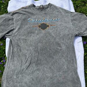 2000s Daytona Harley Davidson Gray Short Sleeve Tee with Vintage Aesthetic